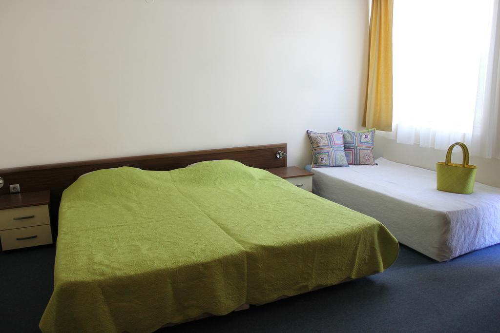 Family Hotel Electra Pomorie Cameră foto